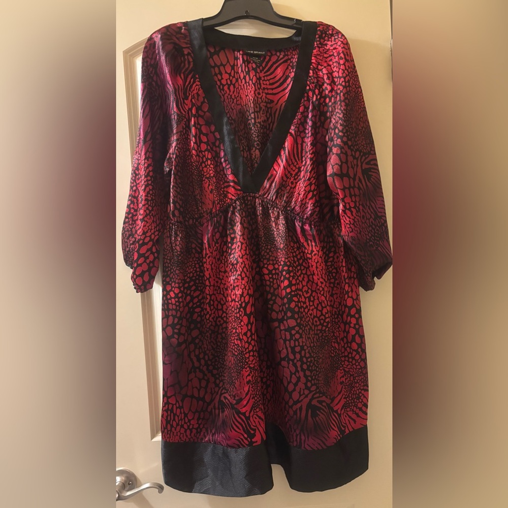 Lane Bryant 14/16 Vibrant Red and Black Patterned Dress